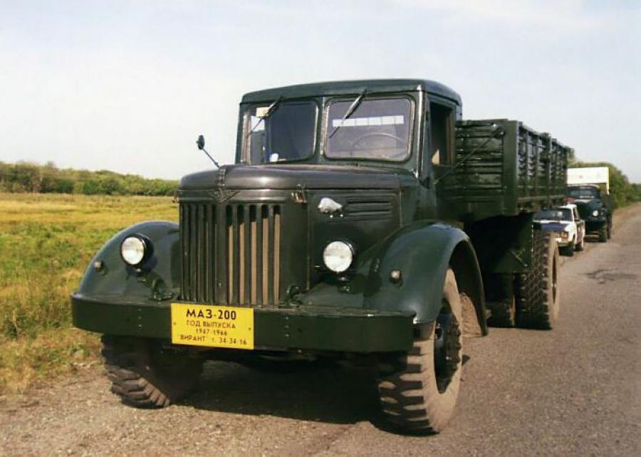  МАЗ-200 1947 года  (фото 4 из 7)